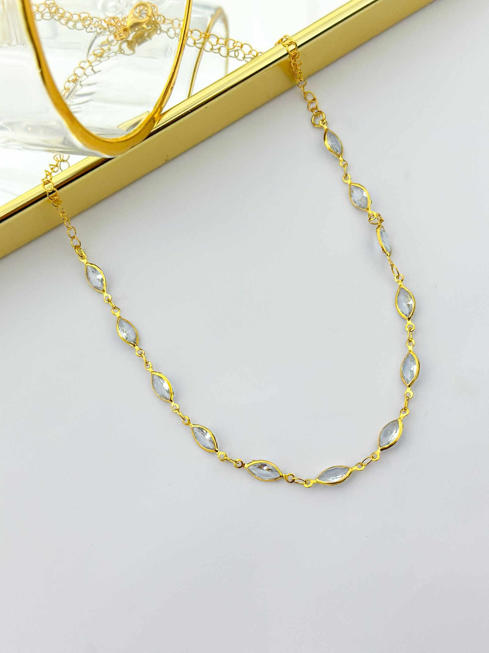 Chocker Folheada Zircônia Navete  