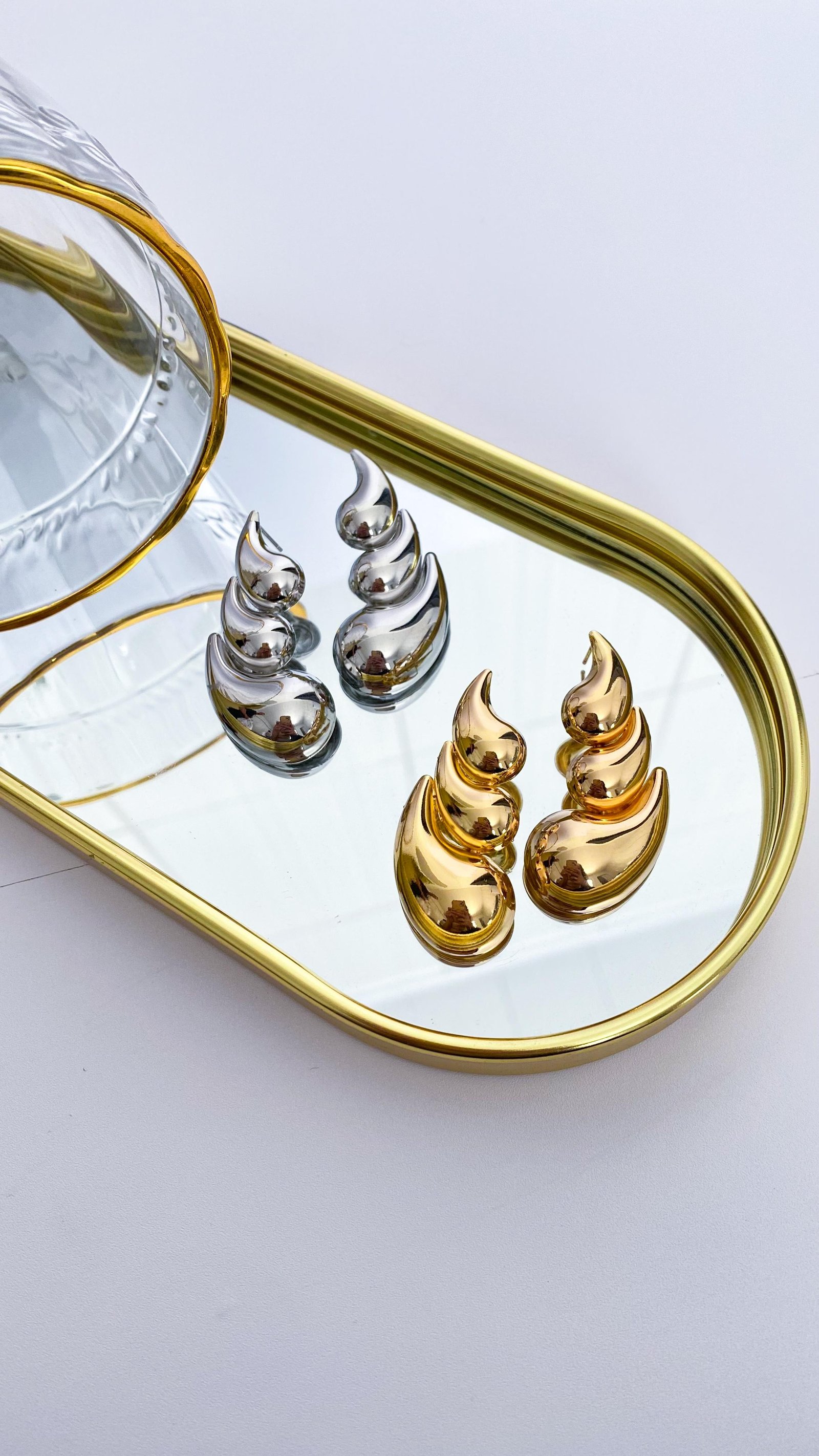 Brinco Folheado Três Gota