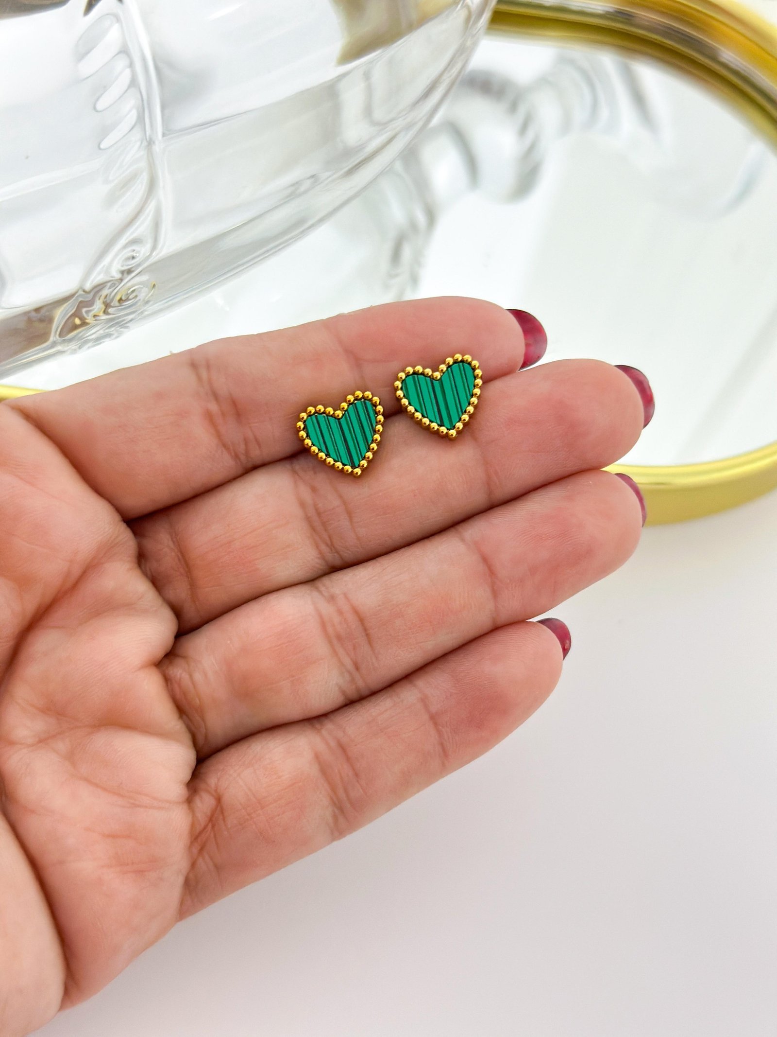 Brinco Aço Inox Coração Resina 