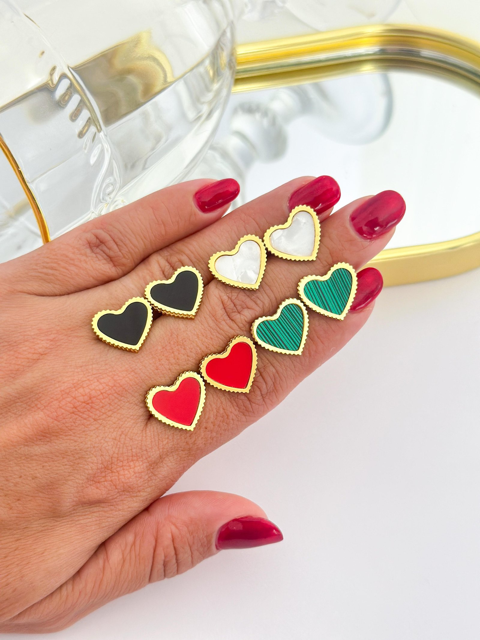 Brinco Aço Inox Coração Resinado