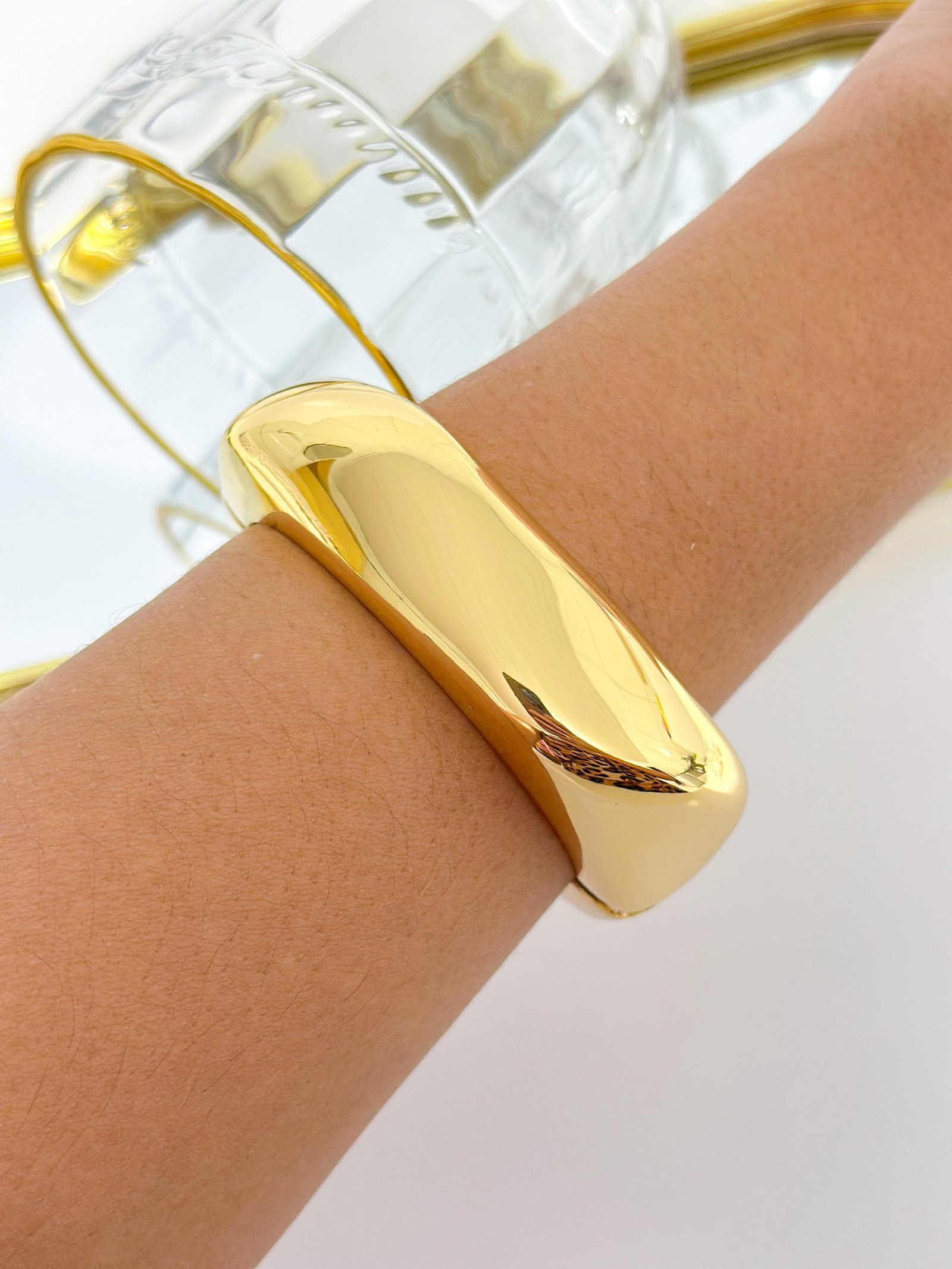 Bracelete Folheado Robusto Quadrado 