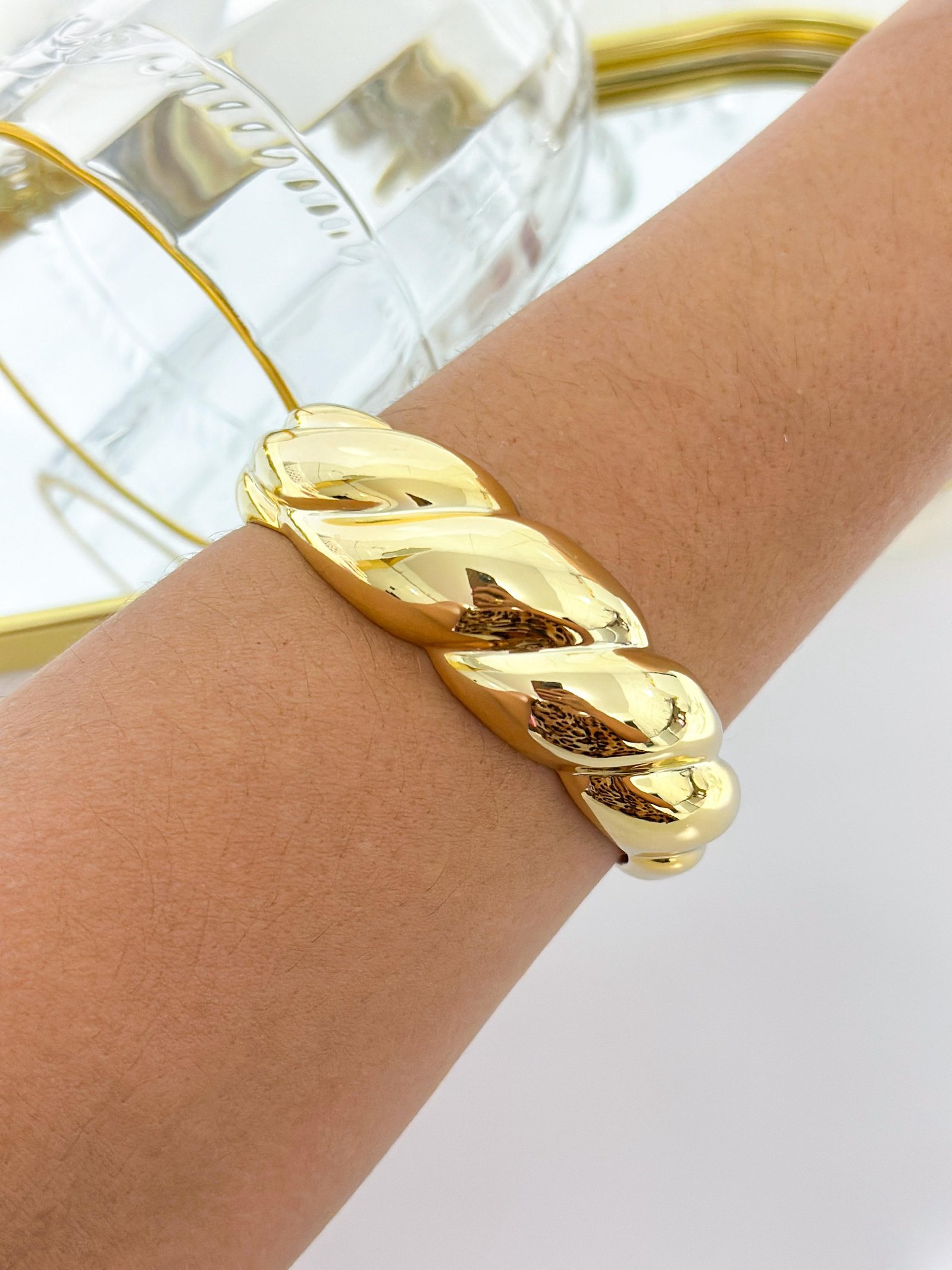 Bracelete Folheado Robusto ABS Trançado Dourado