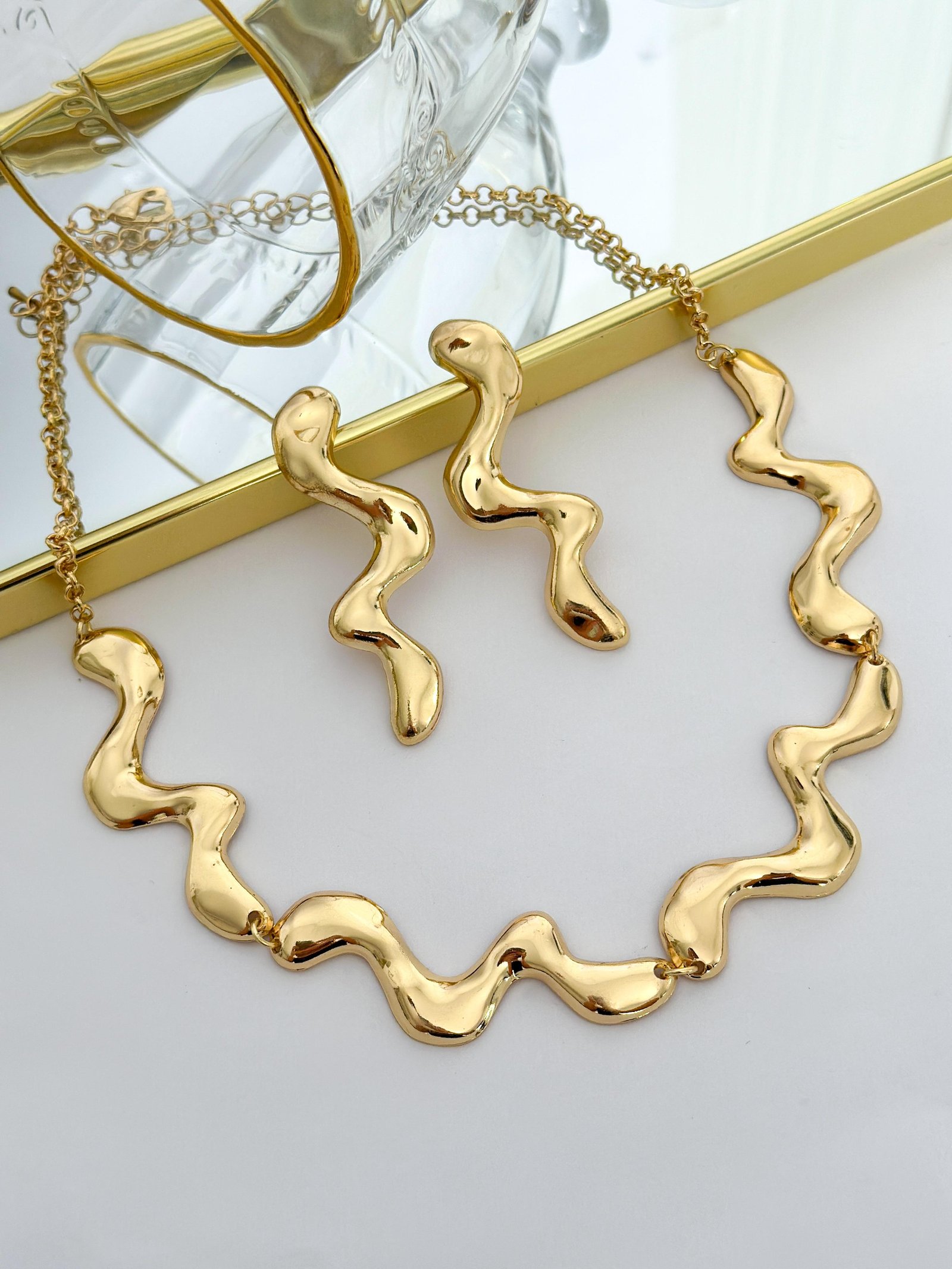 Conjunto Folheado Organico Onda Dourado 