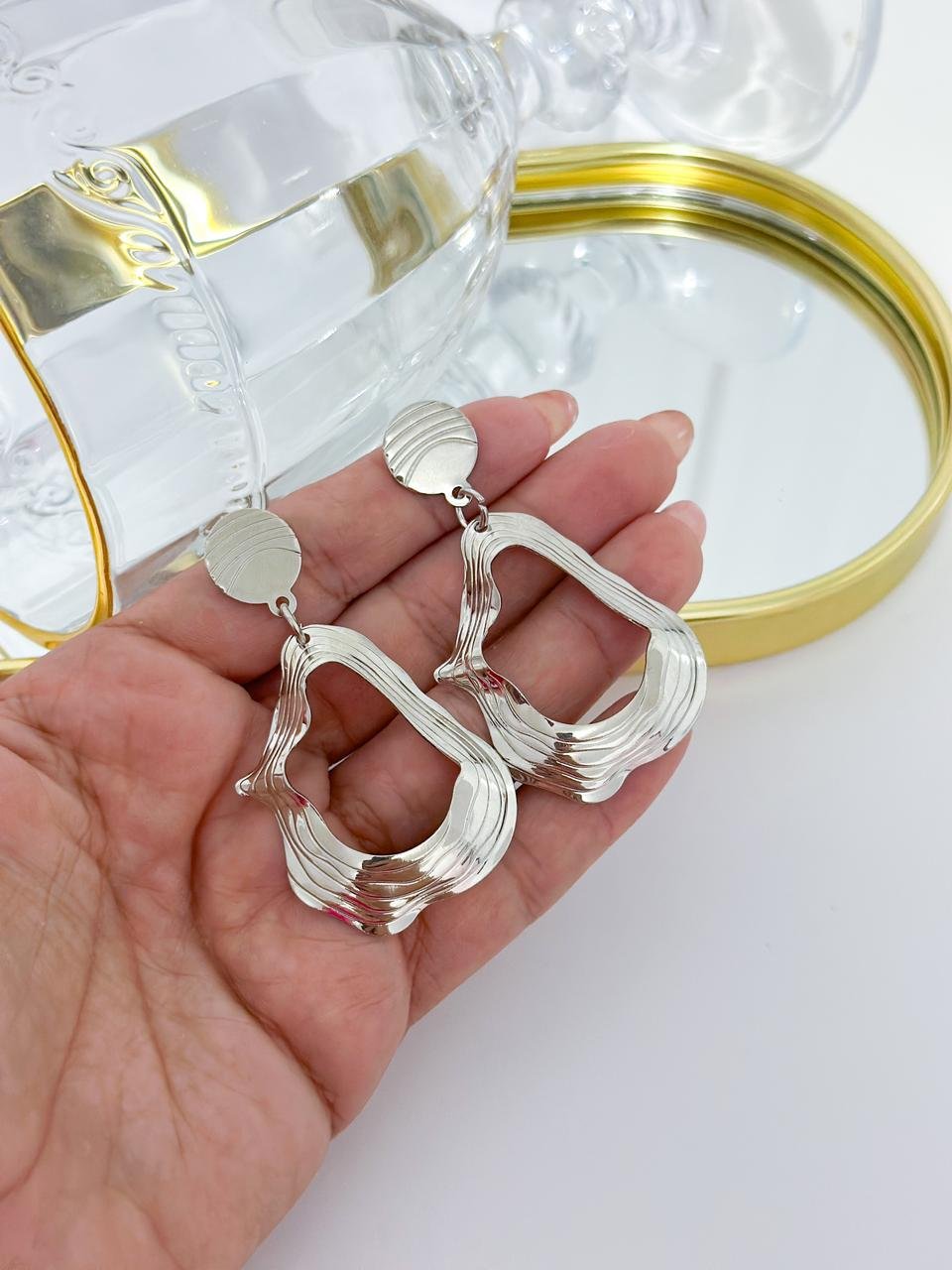 Brinco Folheado Organico Pendurado Prata 