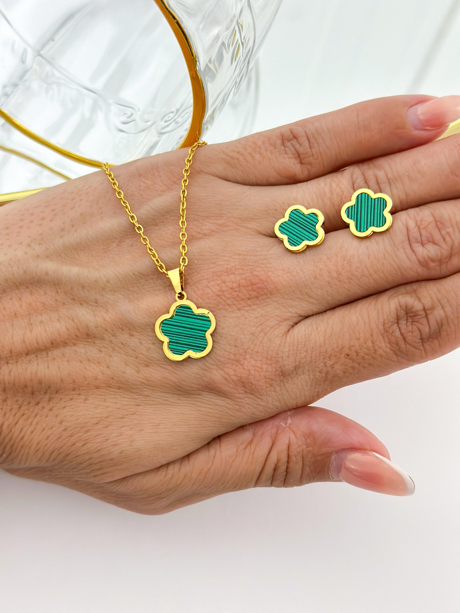 Conjunto Aço Inox Flor Resinado Dourado 