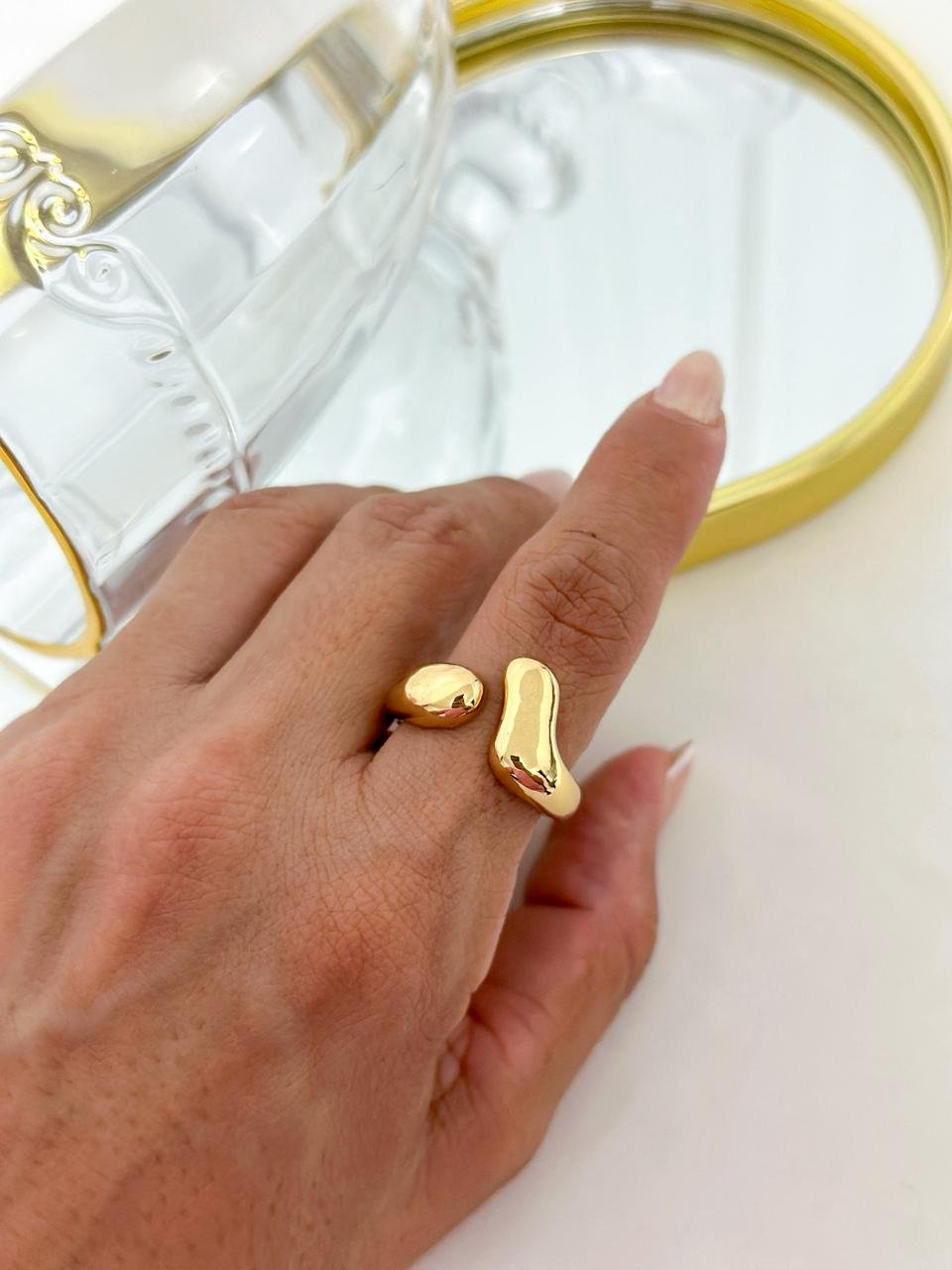 Anel Folheado Regulavel Dourado