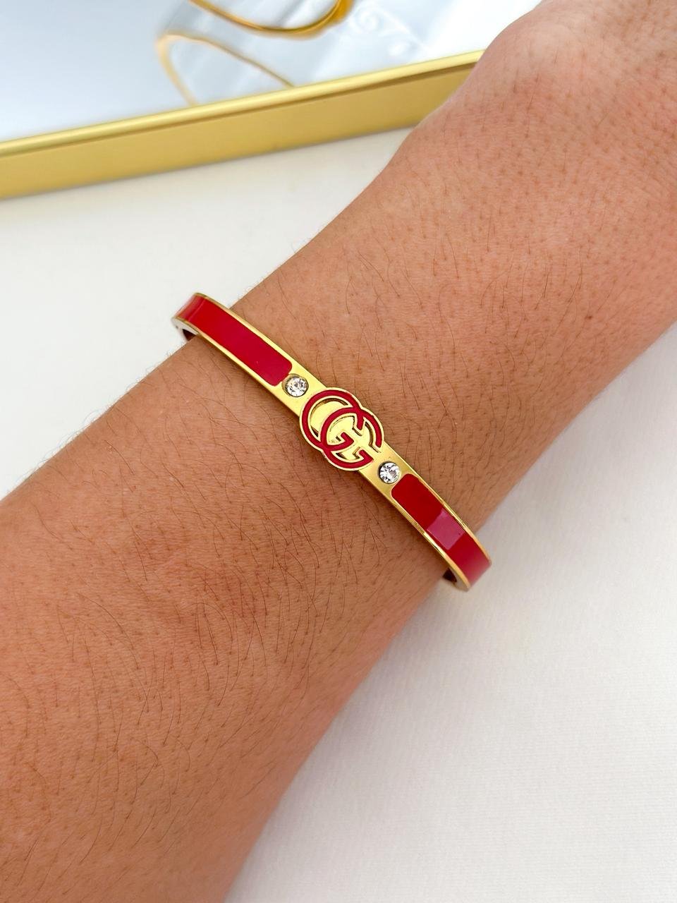 Bracelete Aço Inox Gucci Resinado Vermelho Dourado 