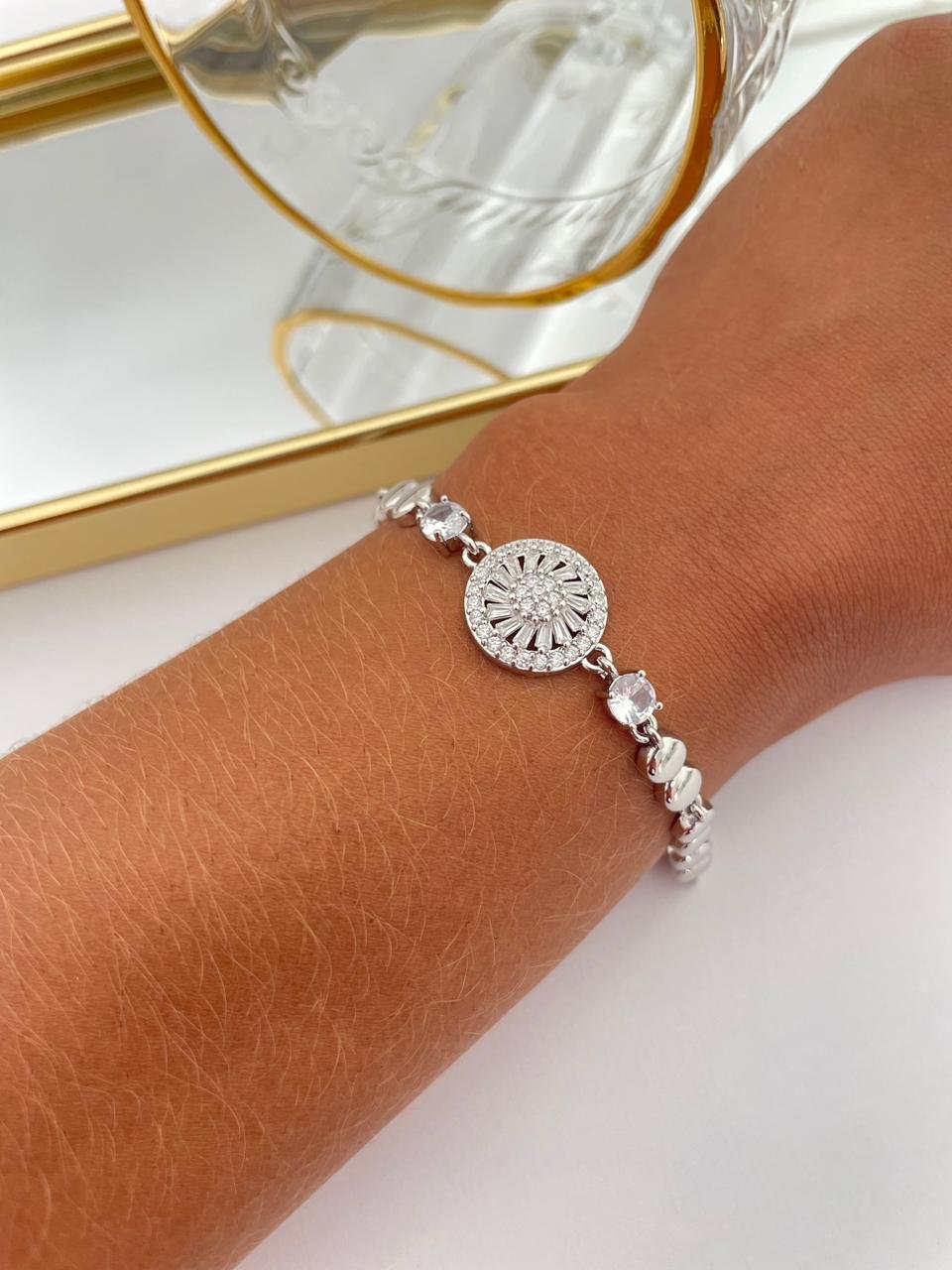 Pulseira Folheada Flor Cravejada Luxo Prata 