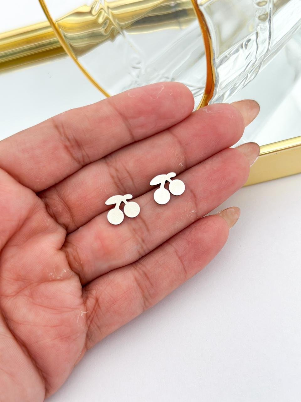 Brinco Aço inox Cereja M Prata